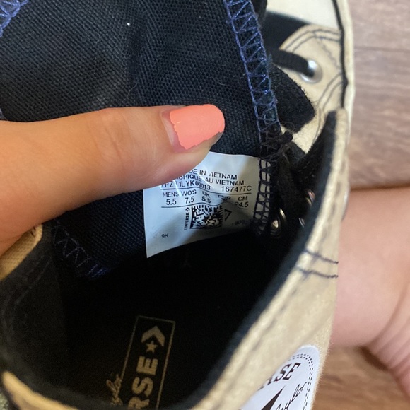 Custom design like new Chuck Taylor 70 high top converse size 7.5 - Picture 5 of 6